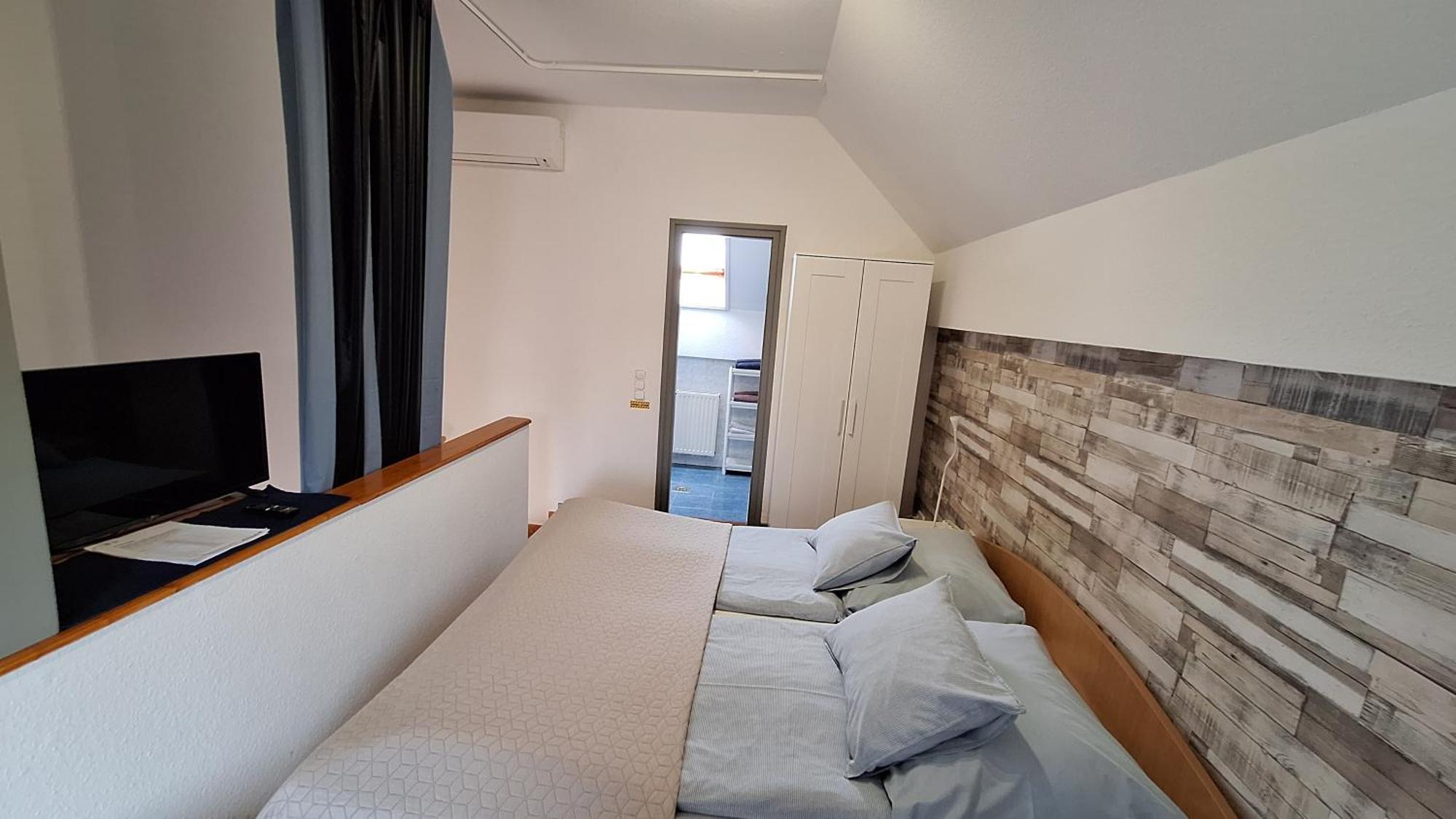 Apartment Foki *